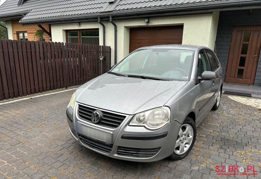 2007' Volkswagen Polo photo #5
