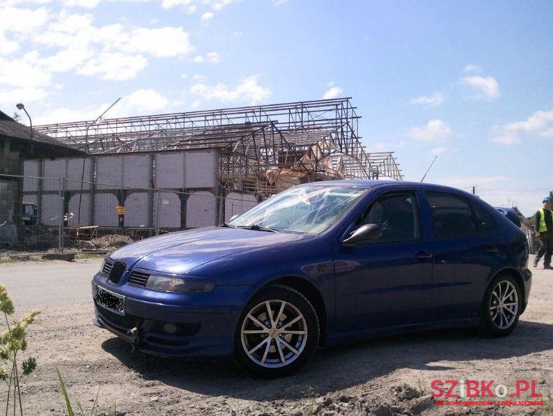 2004' SEAT Leon photo #4