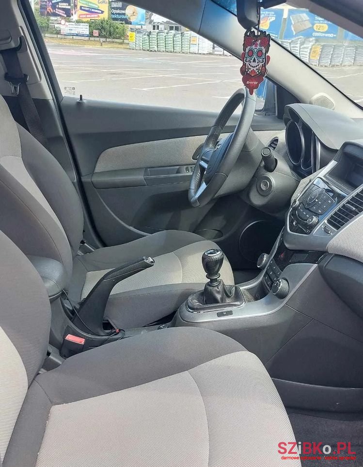 2009' Chevrolet Cruze 1.6 Ls photo #5