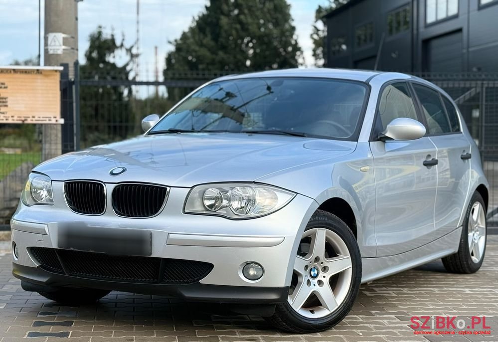 2004' BMW 1 Series photo #3