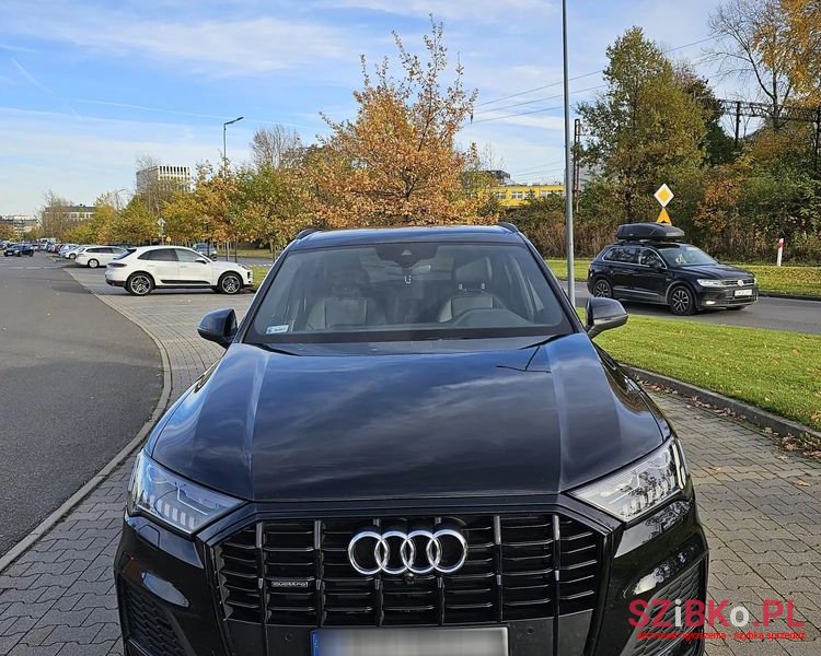 2021' Audi Q7 photo #5