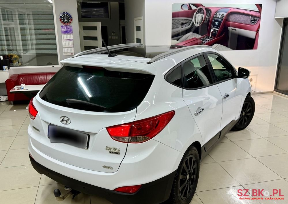 2011' Hyundai ix35 photo #4