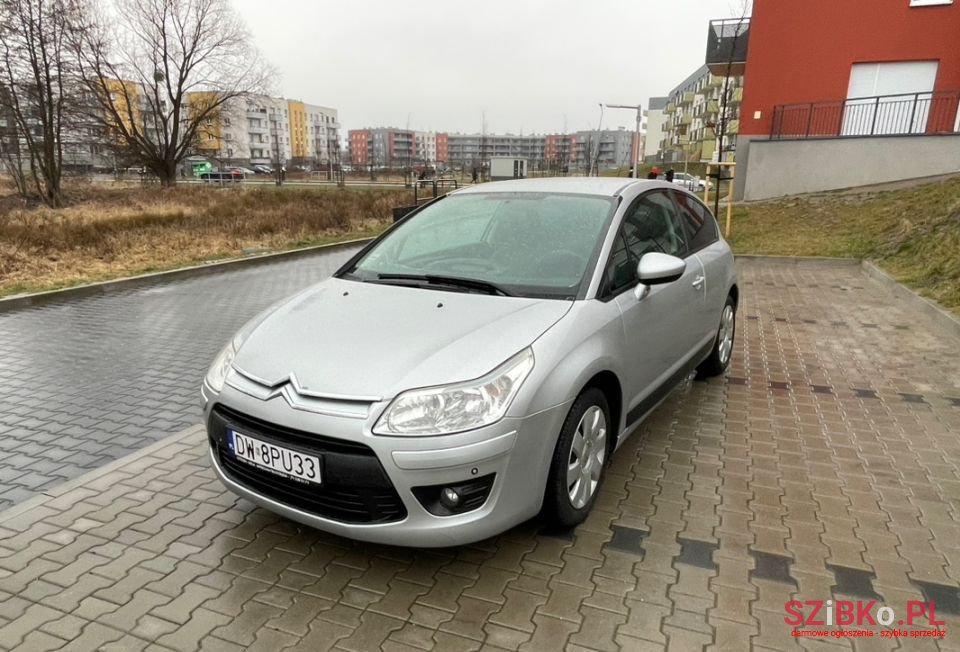 2010' Citroen C4 photo #1