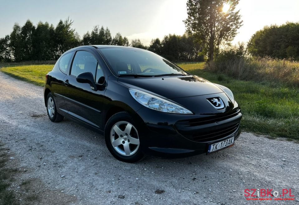 2007' Peugeot 207 Sporty photo #3