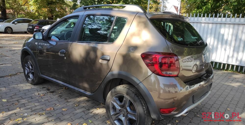 2017' Dacia Sandero Stepway photo #4