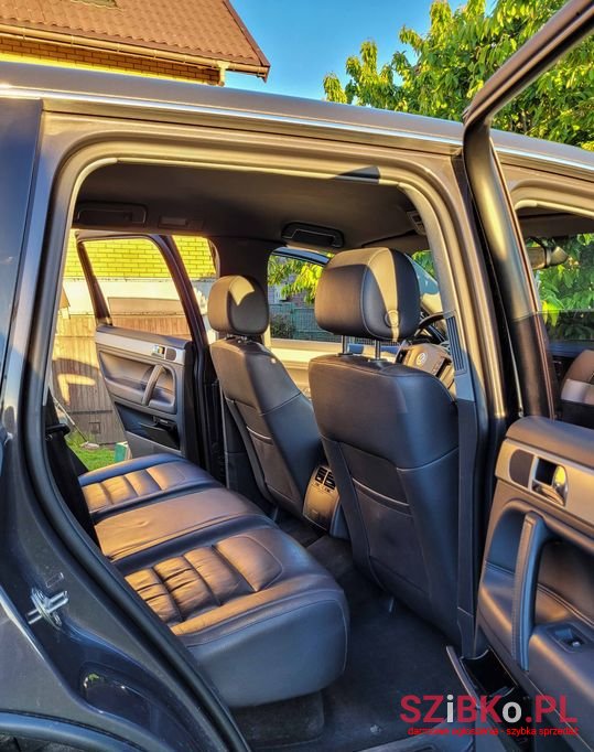 2007' Volkswagen Touareg photo #6