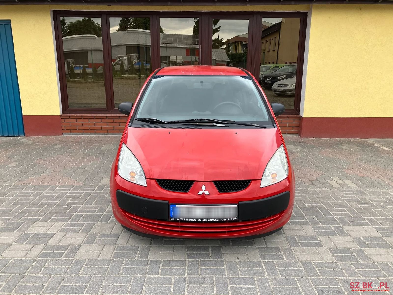 2005' Mitsubishi Colt photo #3