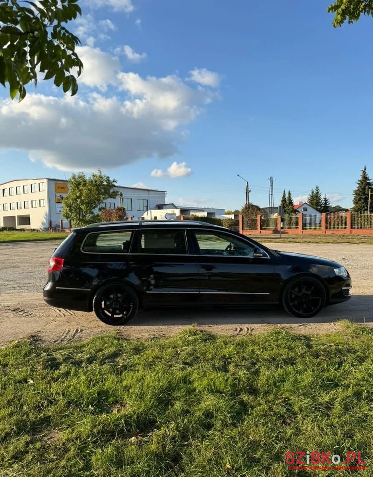 2006' Volkswagen Passat photo #6