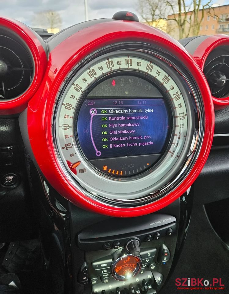 2010' MINI Countryman photo #2