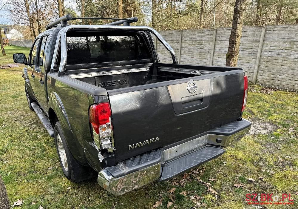 2009' Nissan Navara 2.5 D R-Black photo #3