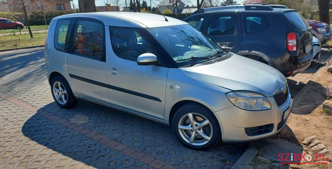 2008' Skoda Roomster photo #2