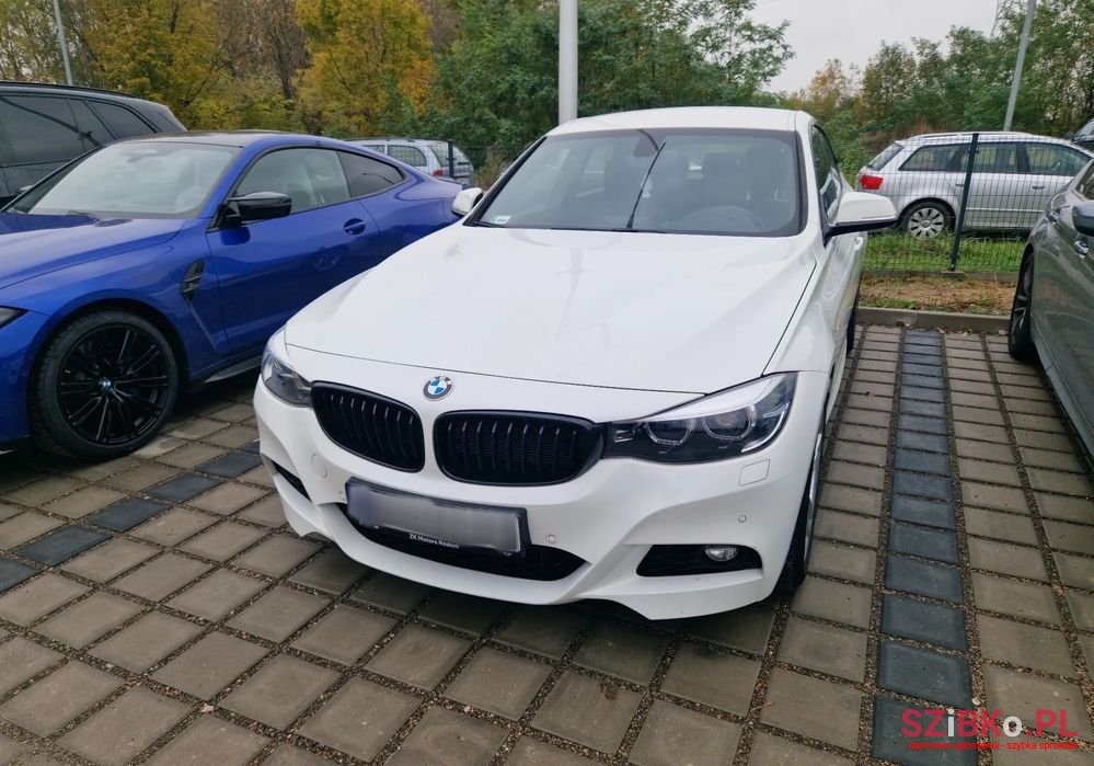 2019' BMW 3Gt 318D M Sport photo #2