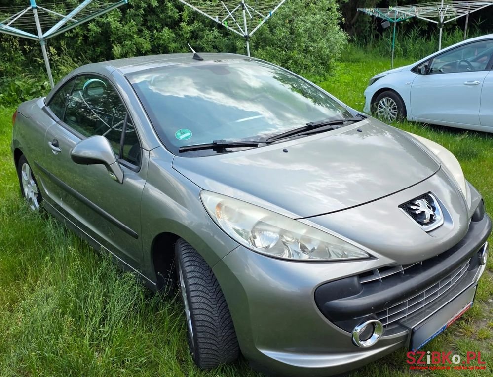 2008' Peugeot 207 1.6 Vti Sporty photo #2