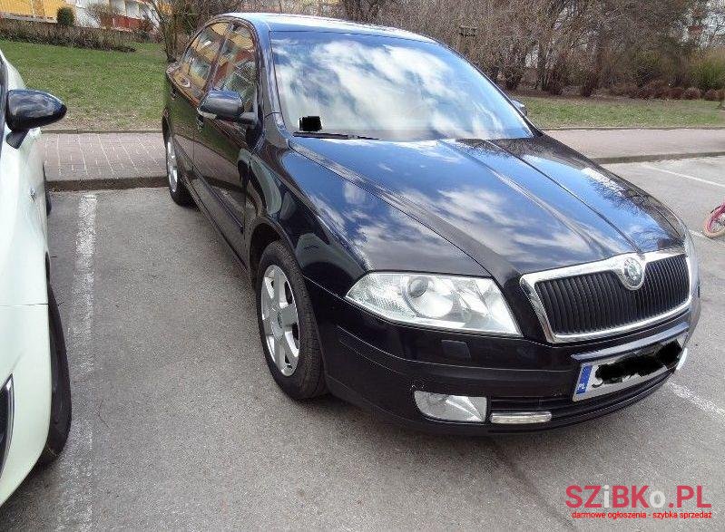 2005' Skoda Octavia photo #2