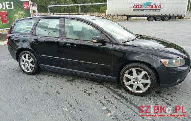 2005' Volvo V50 photo #2