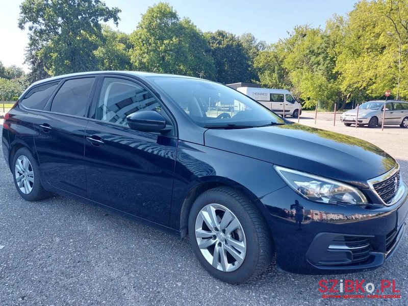 2018' Peugeot 308 photo #1