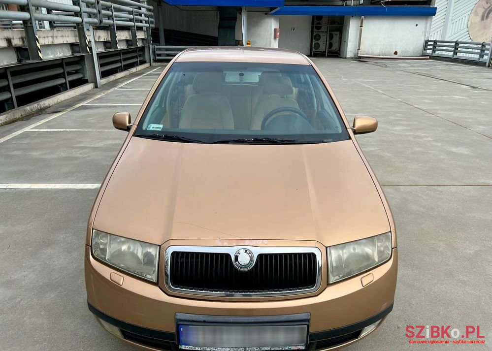 2001' Skoda Fabia photo #2