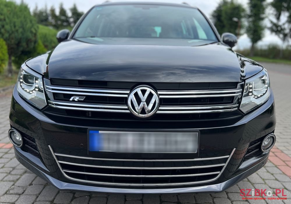 2014' Volkswagen Tiguan photo #2