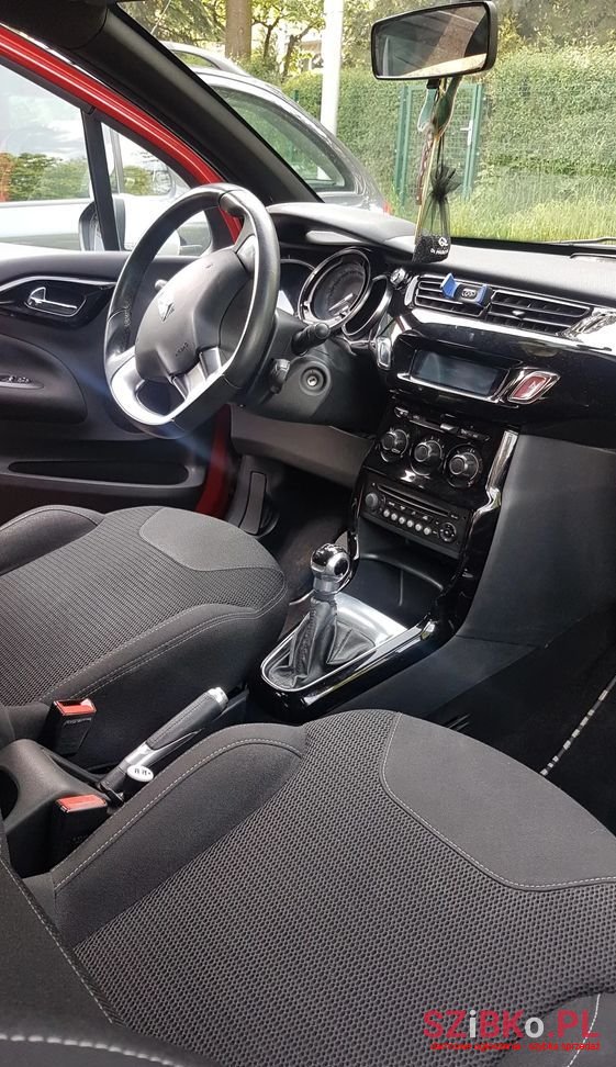2011' Citroen DS3 Vti 120 Sochic photo #3