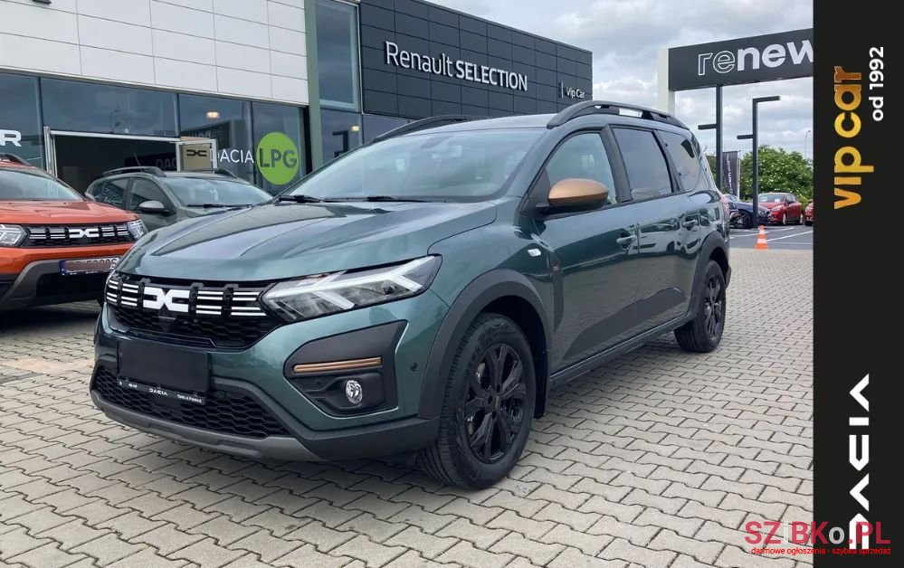 2023' Dacia Jogger photo #1