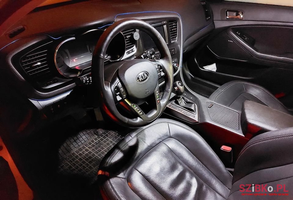 2012' Kia Optima photo #5