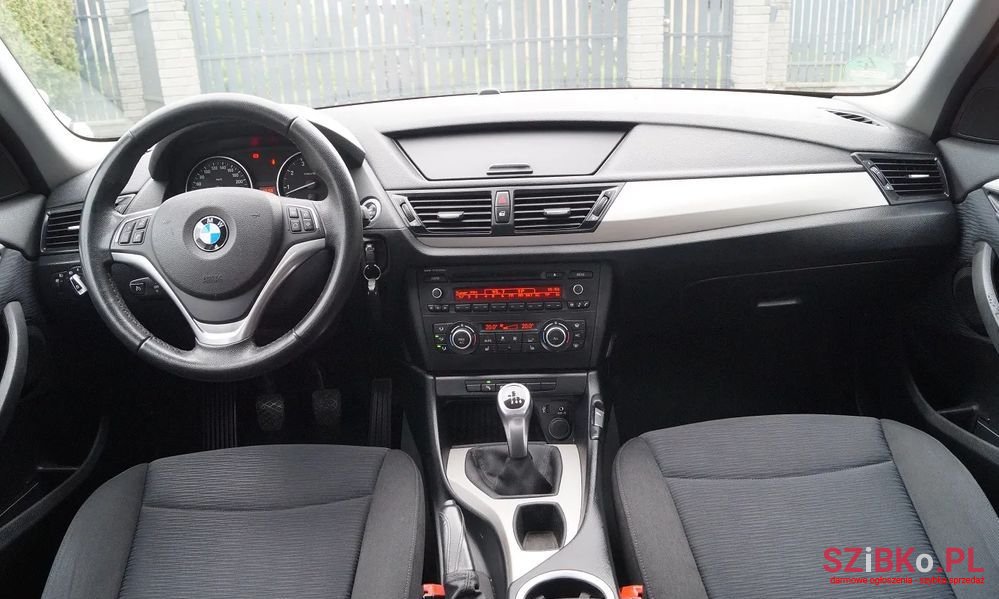 2015' BMW X1 Sdrive18I photo #5