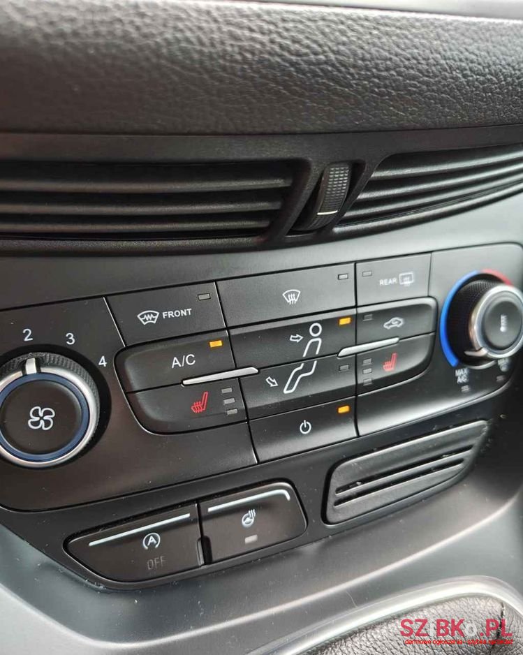 2019' Ford C-MAX photo #5