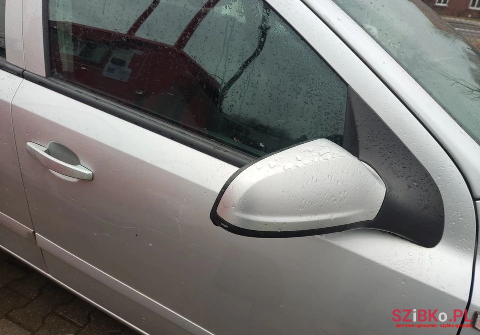 2005' Opel Astra photo #6
