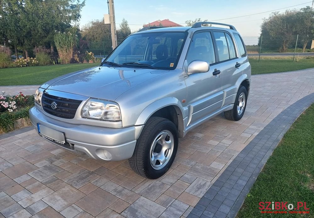 2004' Suzuki Grand Vitara photo #1