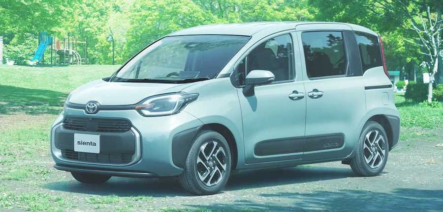 Toyota Sienta