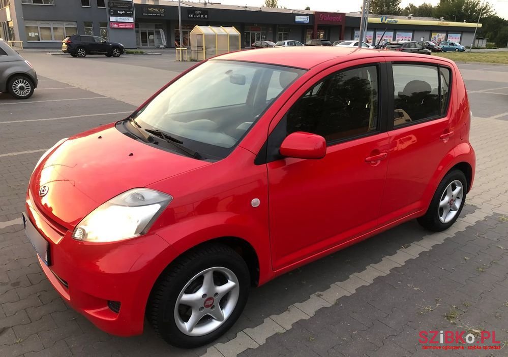 2008' Daihatsu Sirion 1.0 photo #3