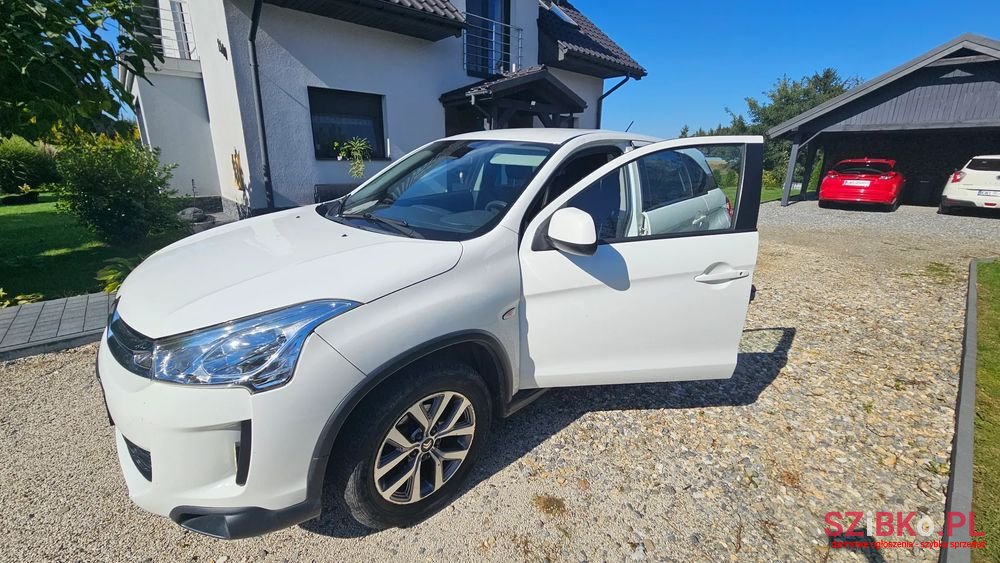 2013' Citroen C4 Aircross photo #6