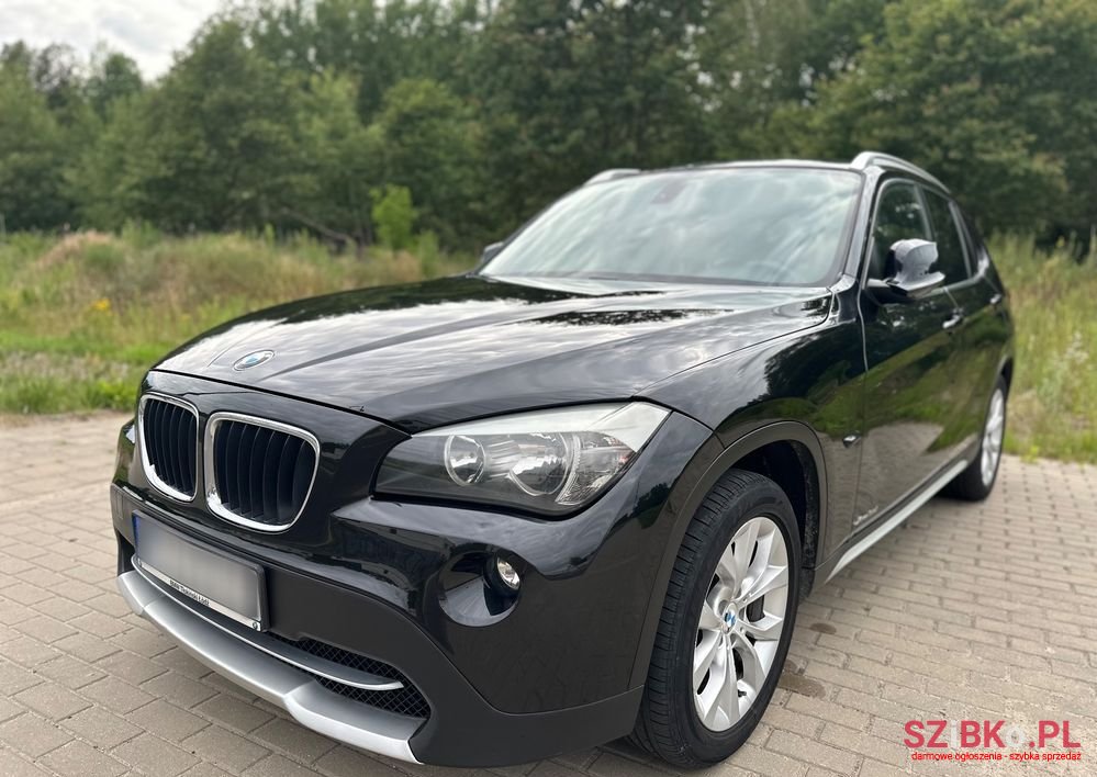 2011' BMW X1 Xdrive18D photo #1