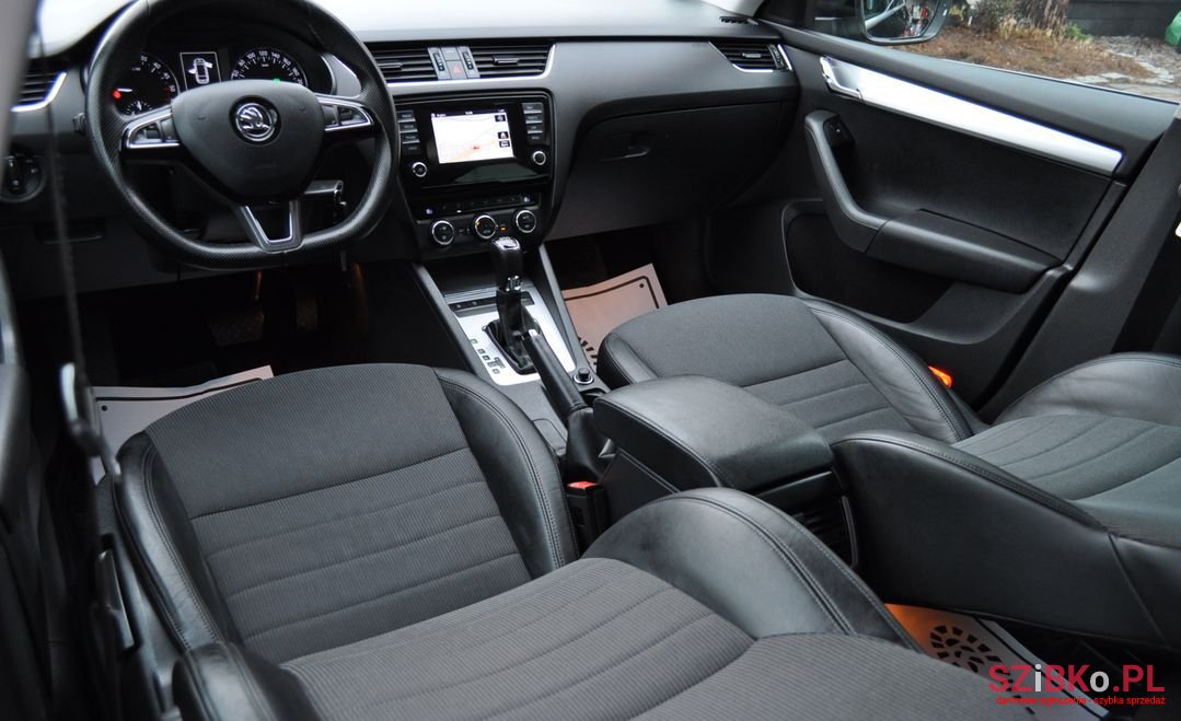 2015' Skoda Octavia photo #3