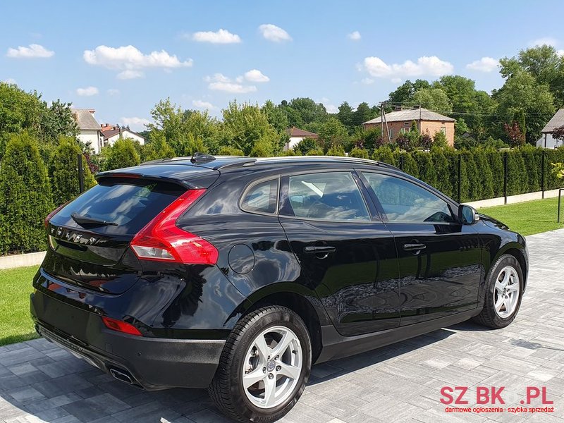 2013' Volvo V40 Cross Country D2 photo #1