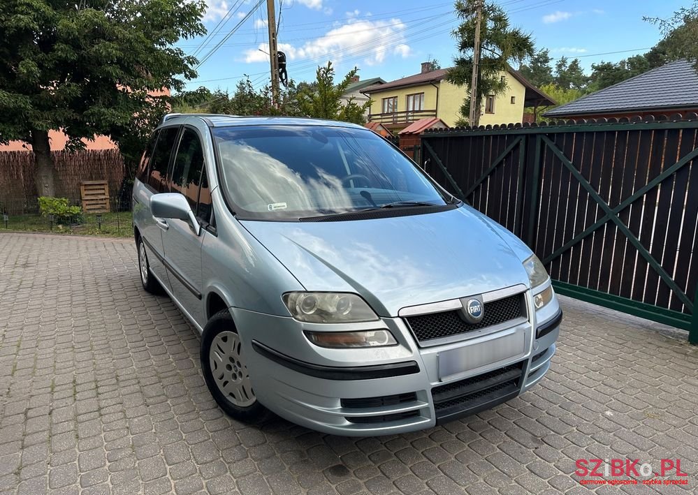2002' Fiat Ulysse photo #6