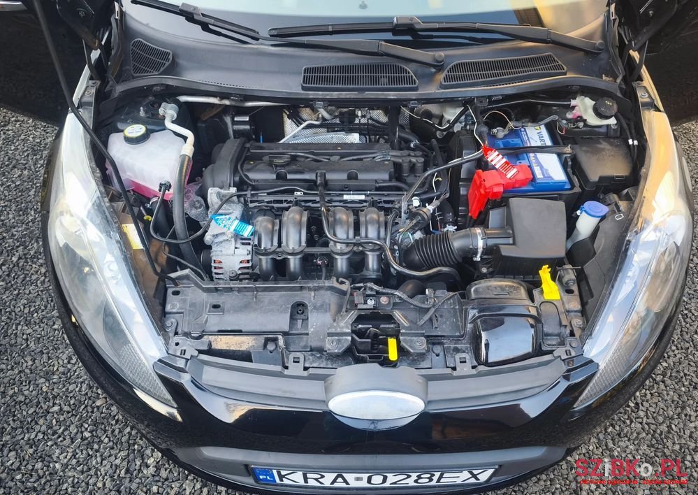 2009' Ford Fiesta photo #5