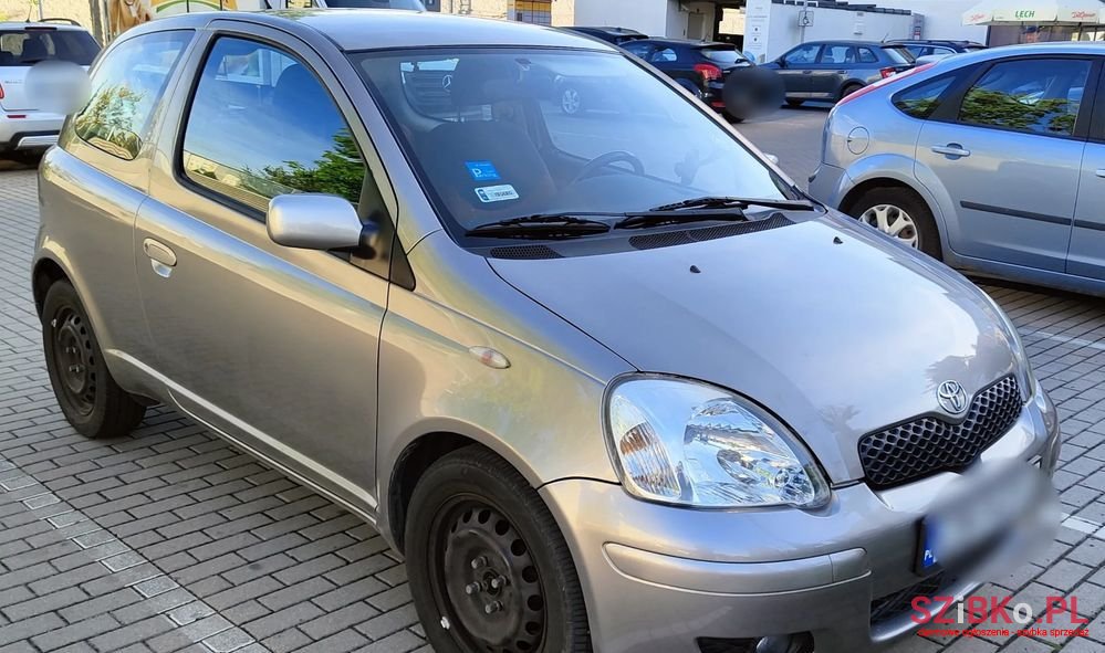 2005' Toyota Yaris photo #1