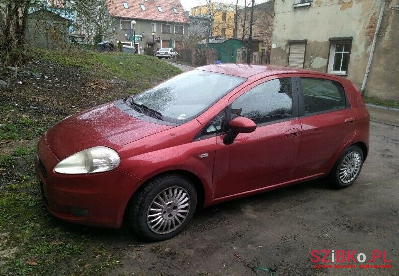 2007' Fiat Punto photo #1