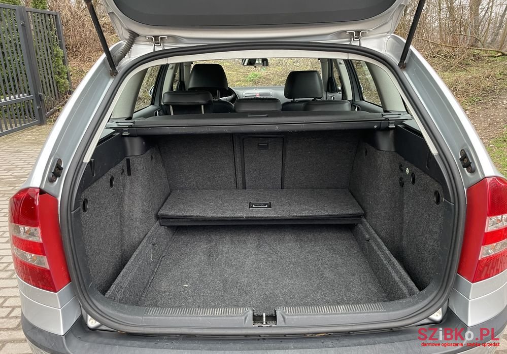 2007' Skoda Octavia photo #3