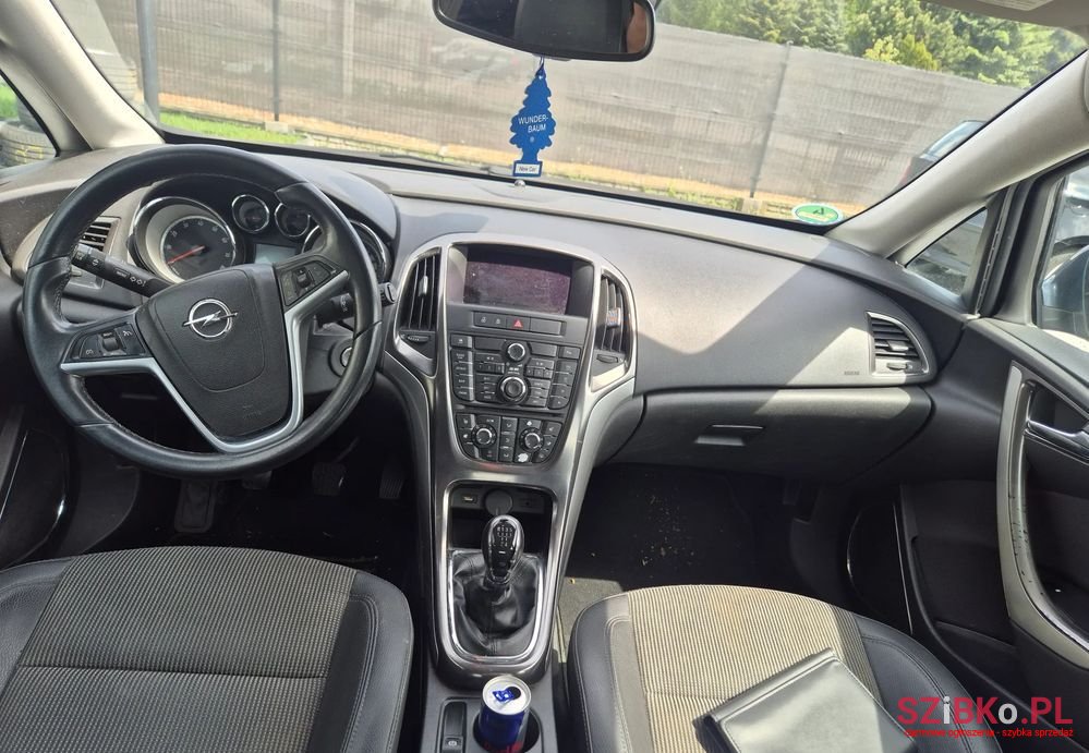 2010' Opel Astra 1.4 Ecoflex Cosmo photo #6