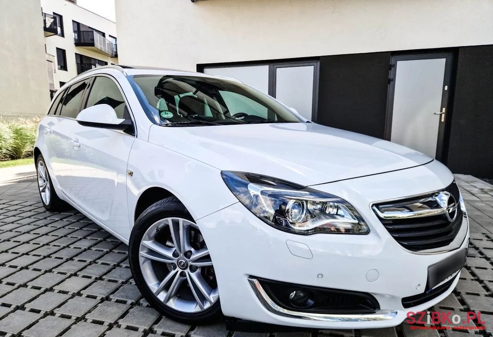 2015' Opel Insignia 2.0 Cdti Cosmo photo #1