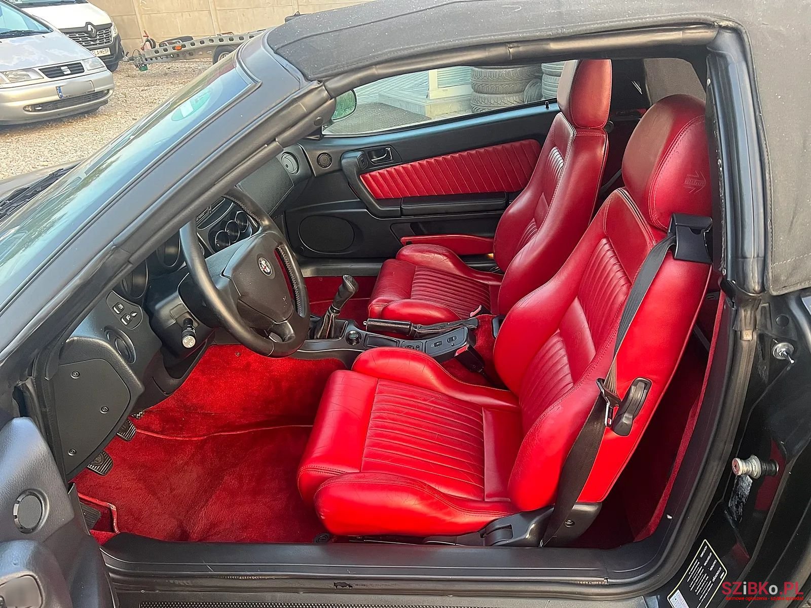 1998' Alfa Romeo Spider photo #6