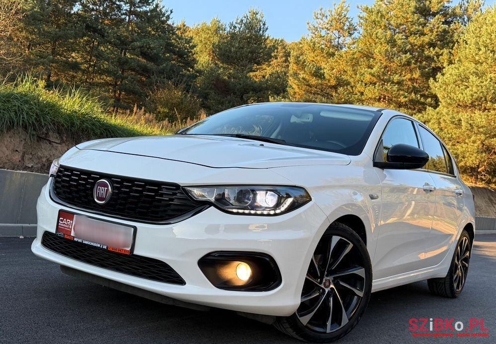 2017' Fiat Tipo photo #2