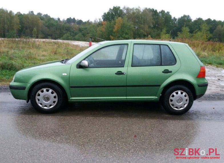 1998' Volkswagen Golf photo #1