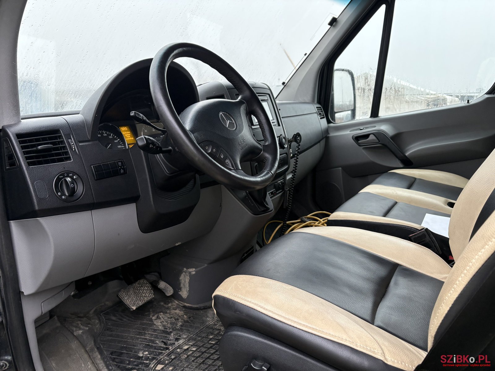 2013' Mercedes-Benz Sprinter 519 CDI photo #5