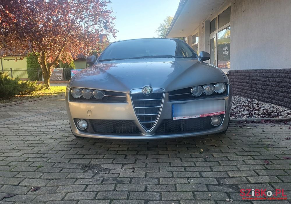 2009' Alfa Romeo 159 photo #1