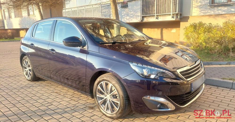 2014' Peugeot 308 photo #1