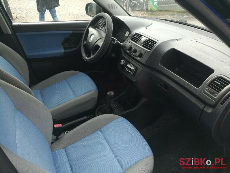 2008' Skoda Fabia photo #3