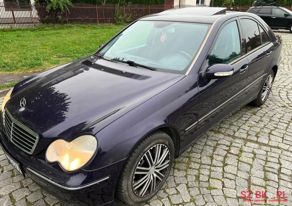 2000' Mercedes-Benz C-Class 320 Avantgarde photo #5